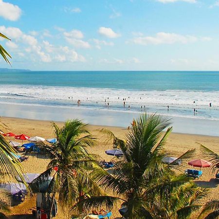 Villa Hitam Putih Legian Bali Seminyak Kültér fotó